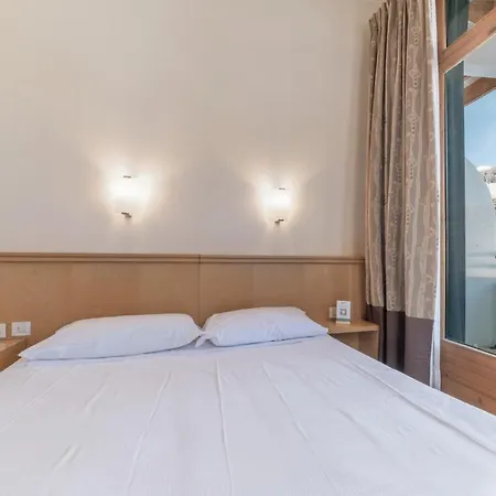 Hotiday Hotel